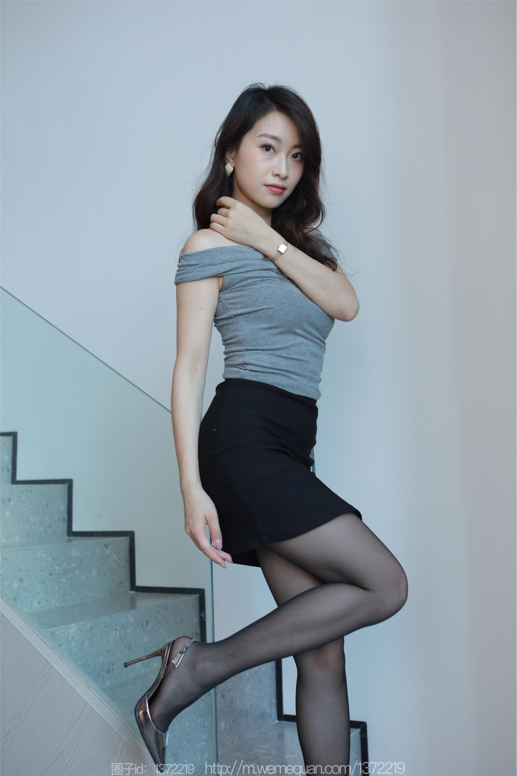 IESS异思趣向  2023.07.31 丝享家 1494 小婕《紧身的包臀裙》